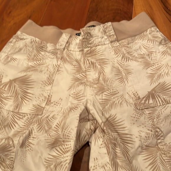 LEE MID RISE SKIMMER SHORTS - Picture 4 of 9